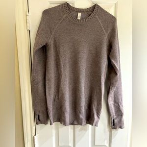 Lululemon women’s sweater. Size medium.